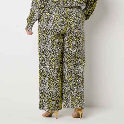 Bold Elements Womens Plus Straight Mid Rise Trouser