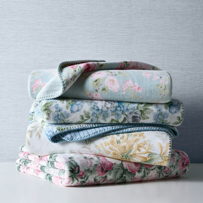 Laura Ashley Reversible Coco Washable Midweight Throw