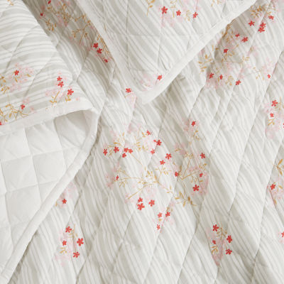 Cottage Classics Emma Floral Easy Care Quilt Set