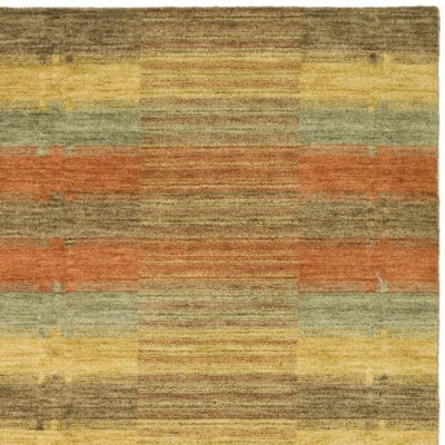 Safavieh Himalaya Collection Garnet Geometric Area Rug