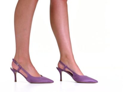 Journee Collection Knightly Womens Pointed Closed Toe Stiletto