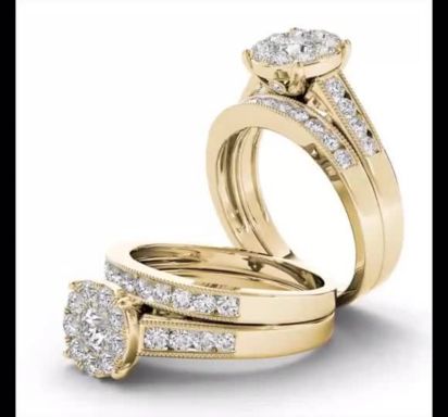 Fred Paris Stackable Success 18K Yellow Gold and Diamond Ring — DeWitt's  Diamond & Gold Exchange