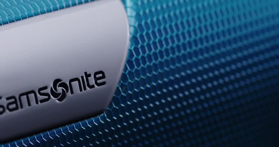 samsonite swerv dlx luggage