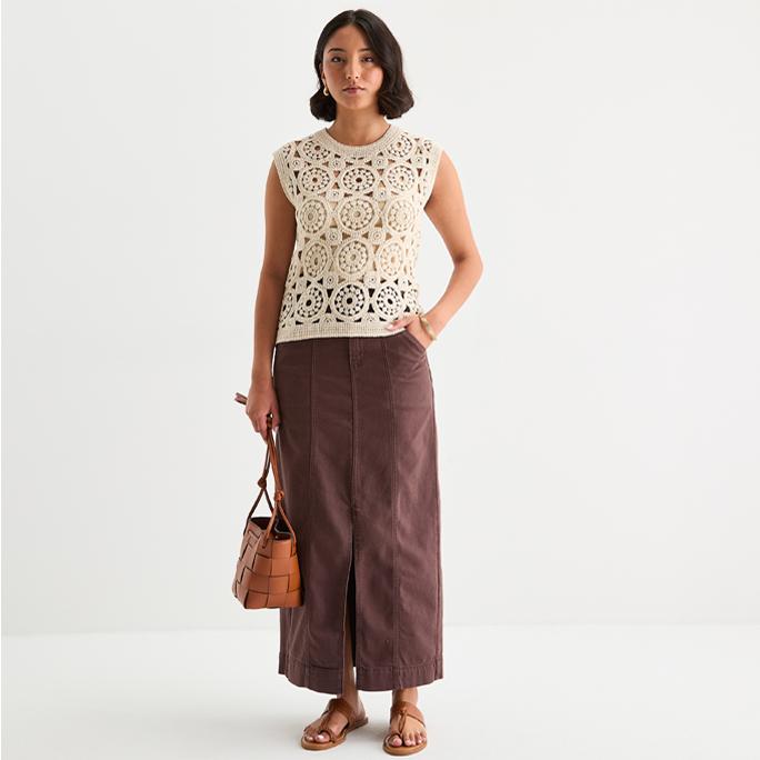 a.n.a Round Neck Sleeveless Pullover Sweater