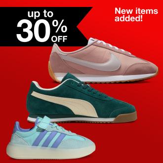 Black Friday Athletic Shoes