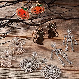 Boo-tiful Extras Just the right amount of fun and festive.