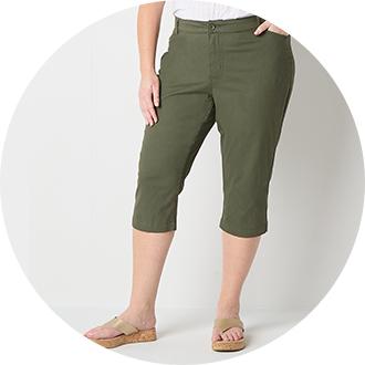 Plus Size Black Capris & Crops for Women - JCPenney