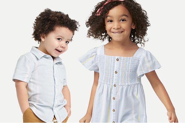 coordinating sibling outfits