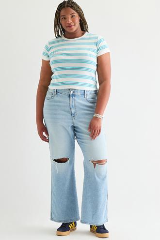 Curvy