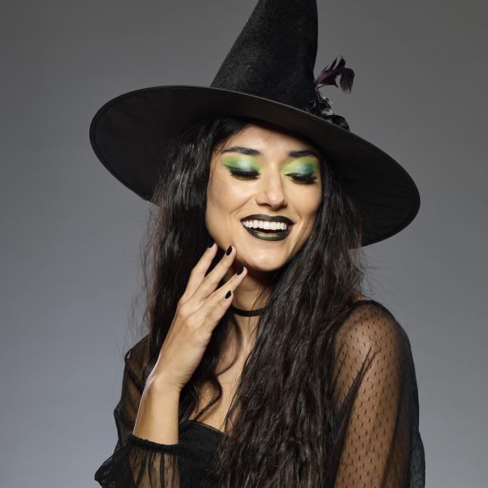 Halloween Beauty - Elphaba copy