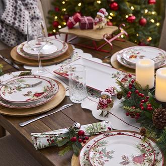 How to Decorate a Festive Table
