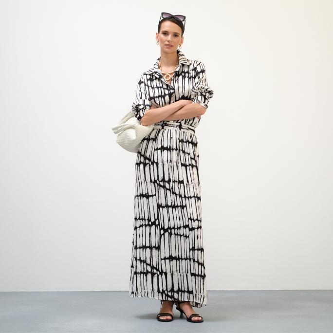 maxi skirt hero