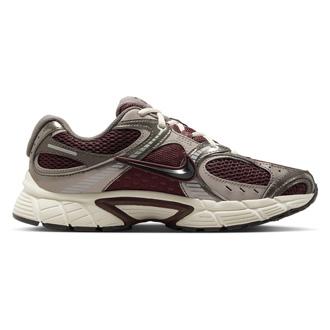 Nike V5 RNR Womens Sneakers
