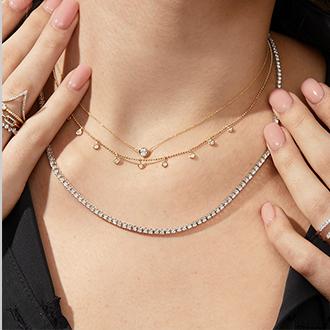 How to Layer Necklaces, Necklace Layering Hacks