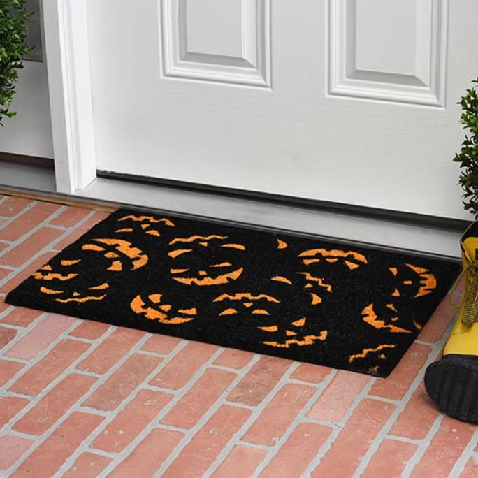 summerween outdoor hero