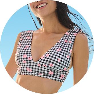 Juniors best sale swimsuit tops