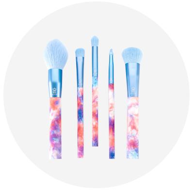 Makeup Tools & Brushes