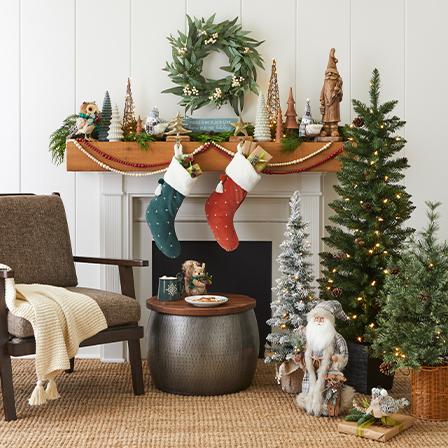 Woodland Retreat Adorn your home with woodland creatures, old-world Santas & cozy elements.